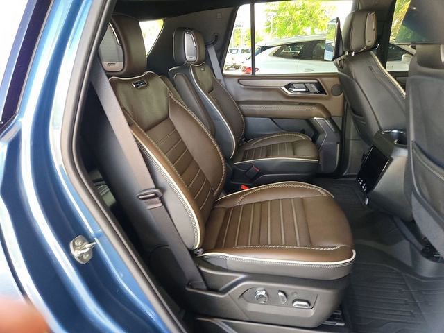 Certified 2025 GMC Yukon Denali Ultimate image 28