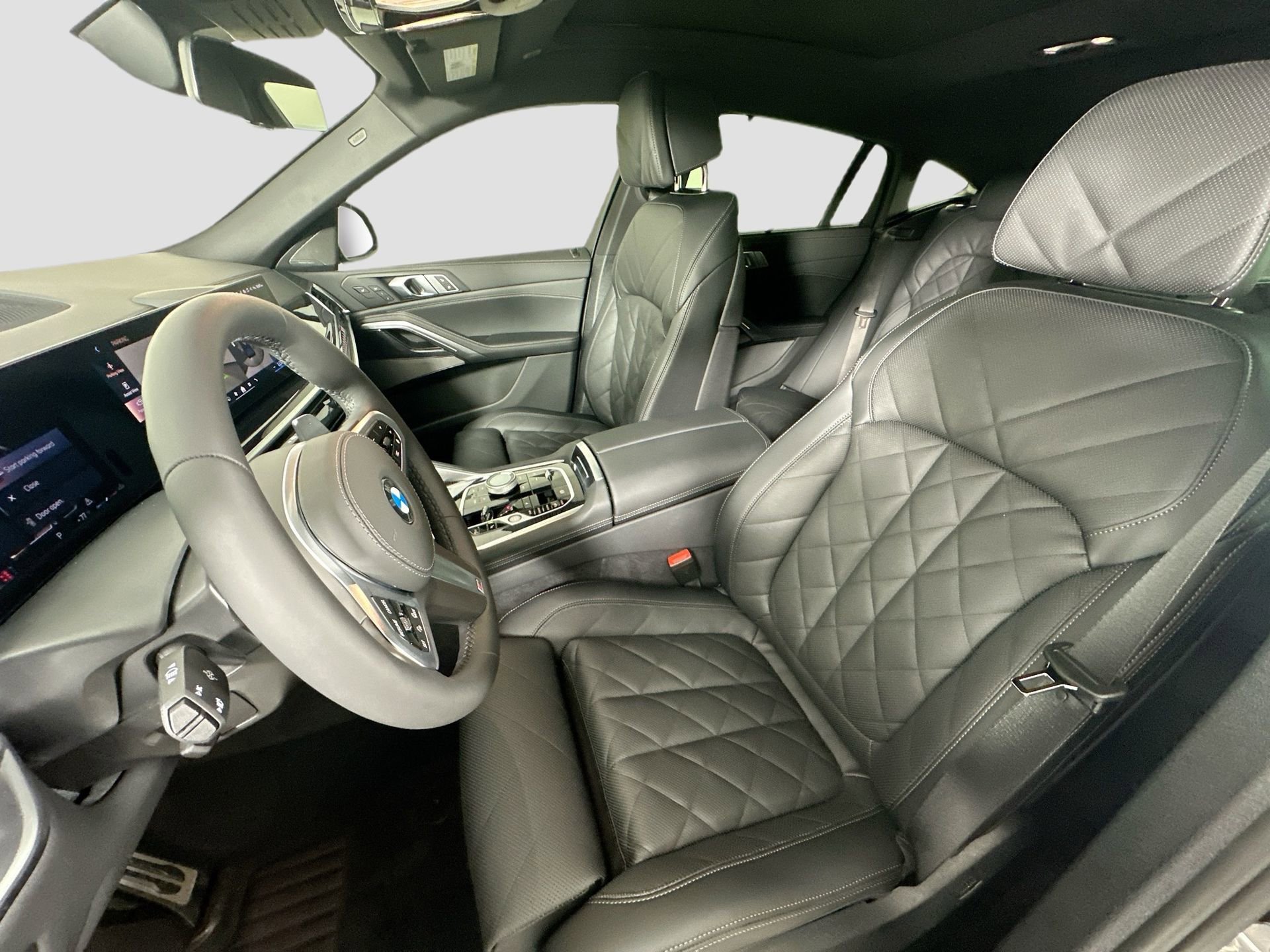 New 2026 BMW X6 xDrive40i w/ Executive Package image 21