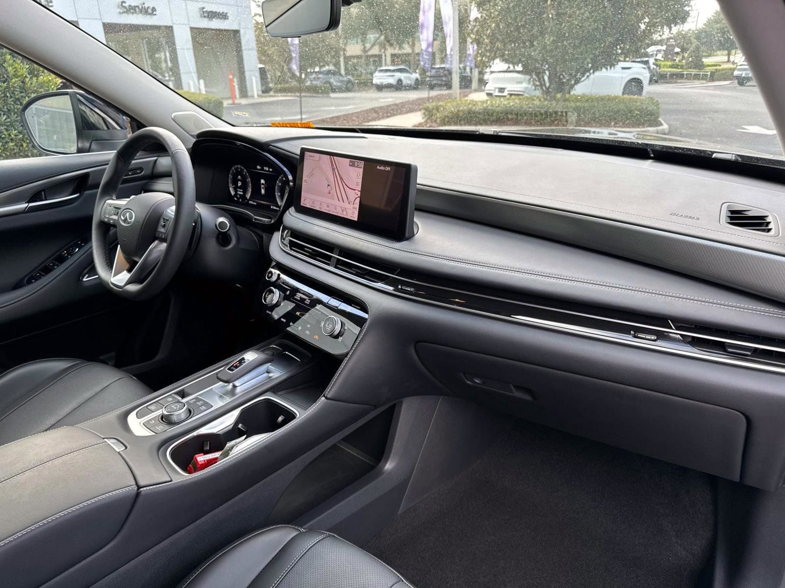 Used 2025 INFINITI QX60 Luxe image 16