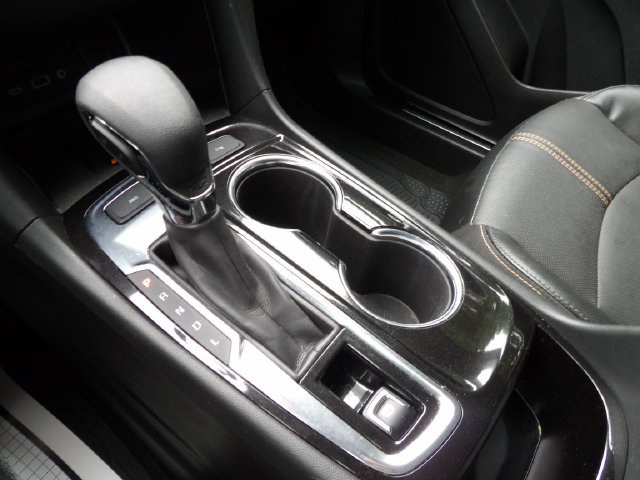 Used 2023 Chevrolet Equinox Premier AWD/4WD image 34