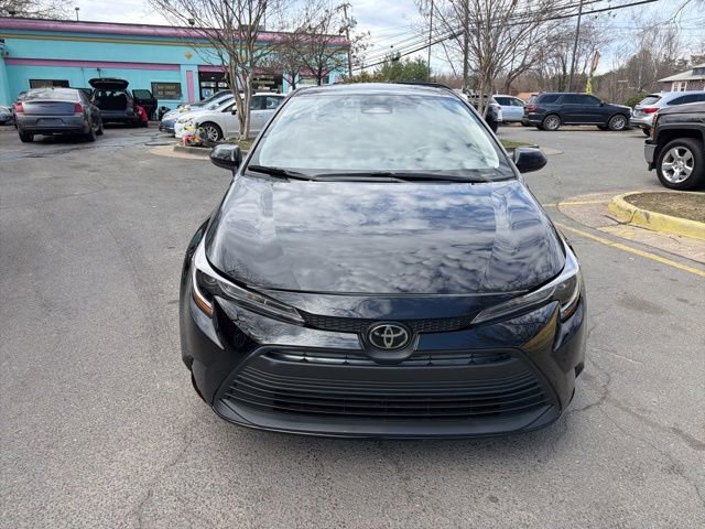 Used 2024 Toyota Corolla LE FWD image 2