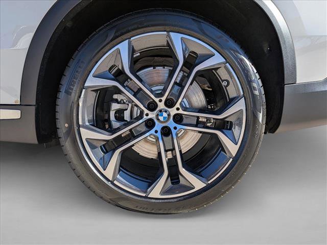 Used 2026 BMW X5 xDrive50e w/ Executive Package AWD/4WD image 10