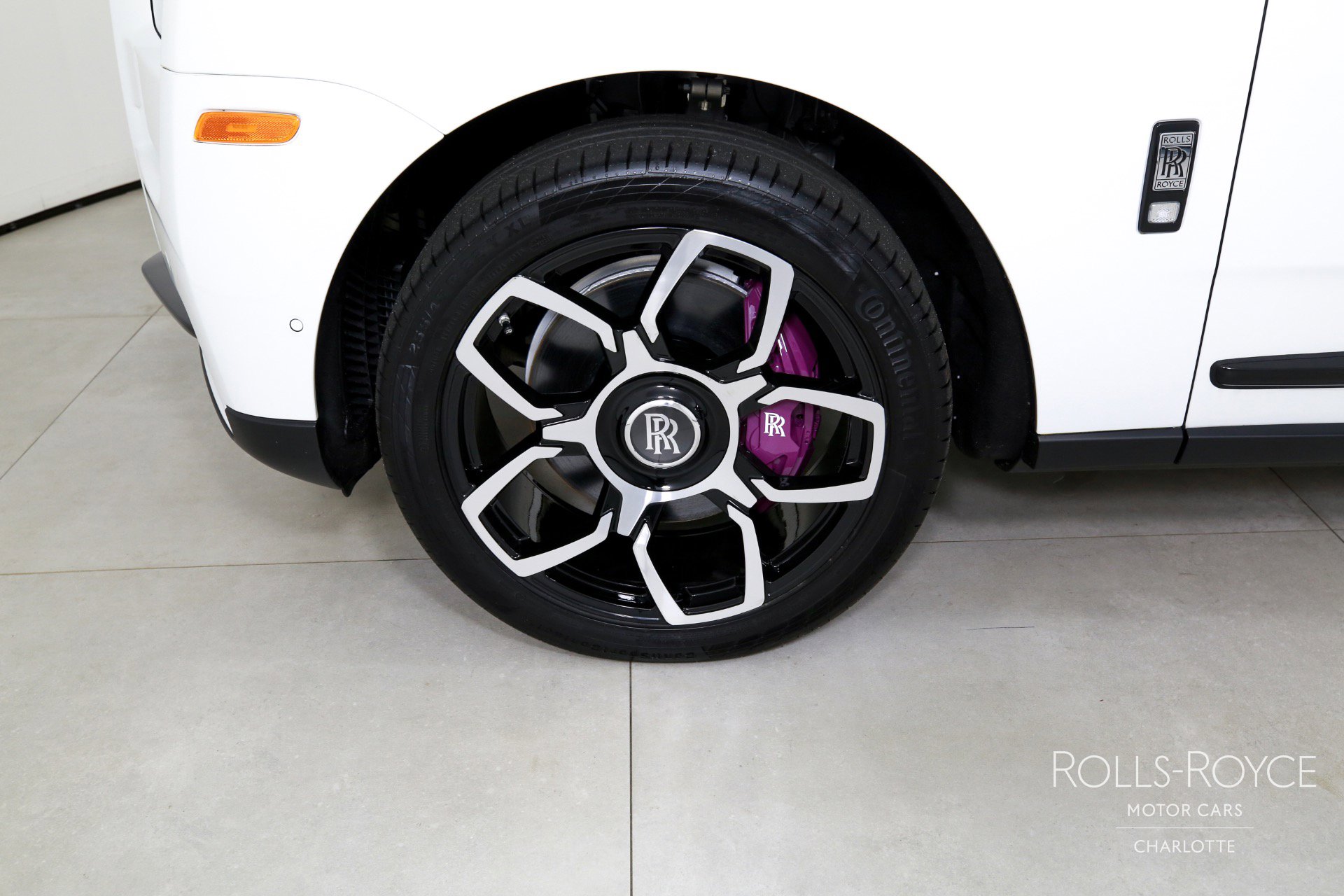 Used 2024 Rolls-Royce Cullinan image 35