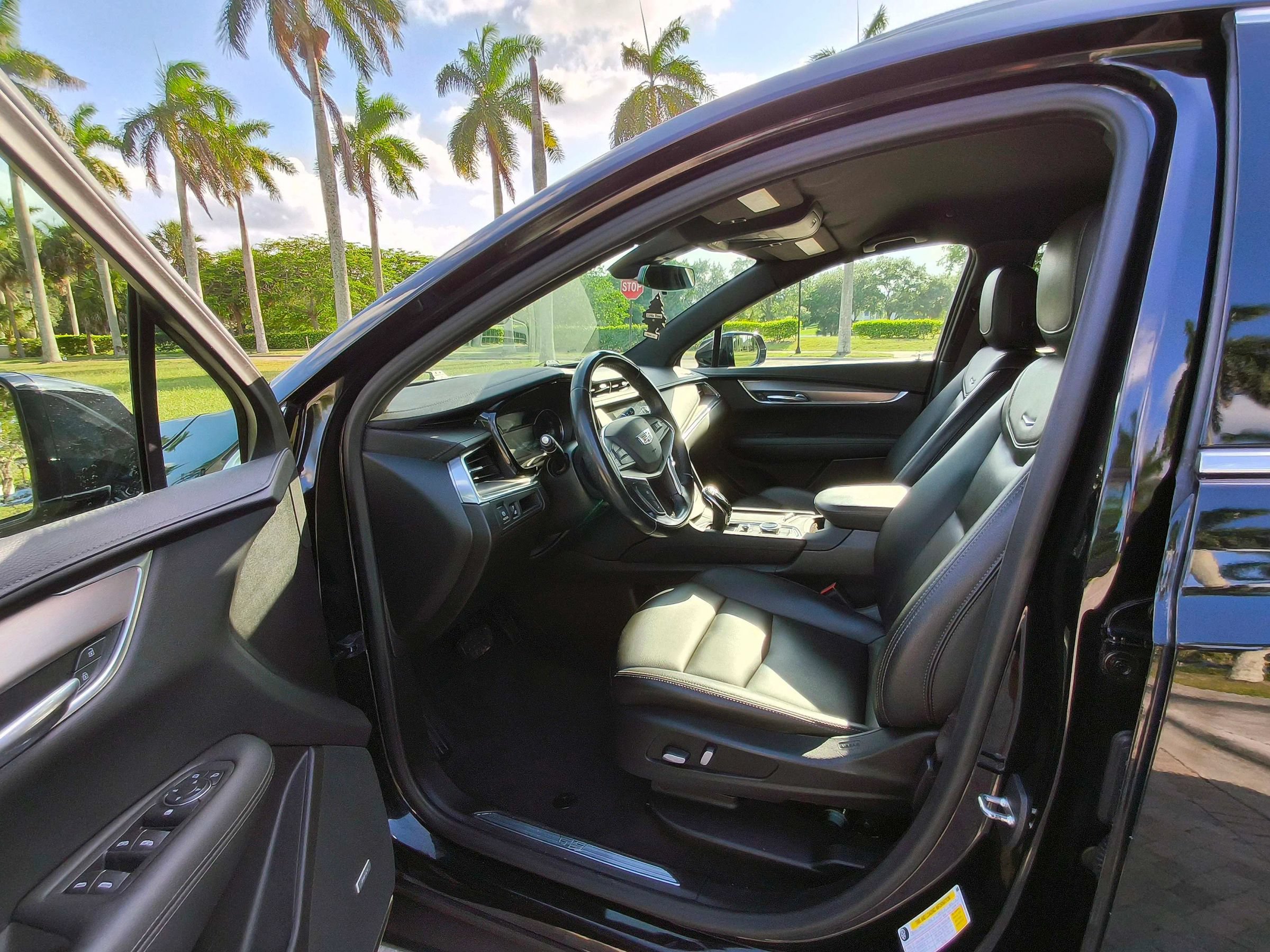 Used 2021 Cadillac XT5 Luxury FWD image 5