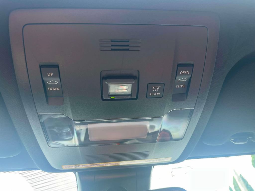 Used 2025 Lexus IS 350 F Sport RWD image 31