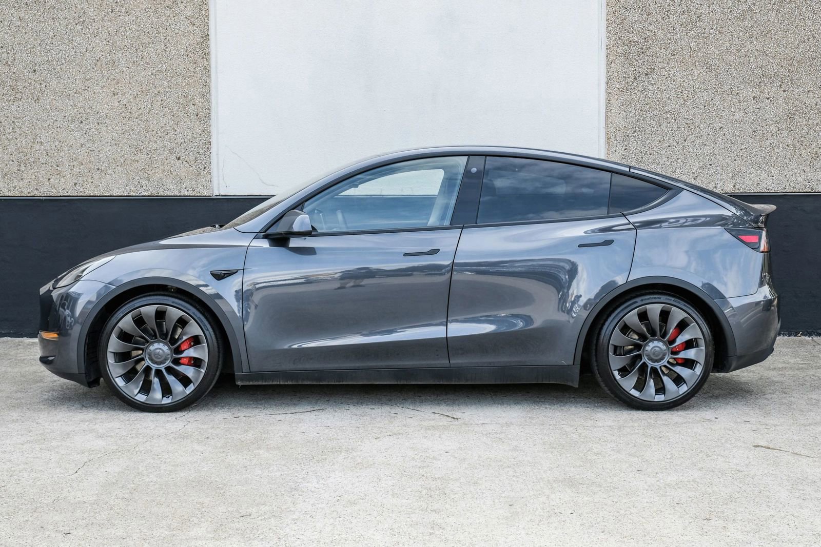 Used 2022 Tesla Model Y Performance AWD/4WD image 13