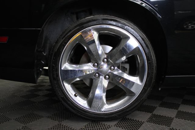 Used 2014 Dodge Challenger R/T Plus RWD image 6