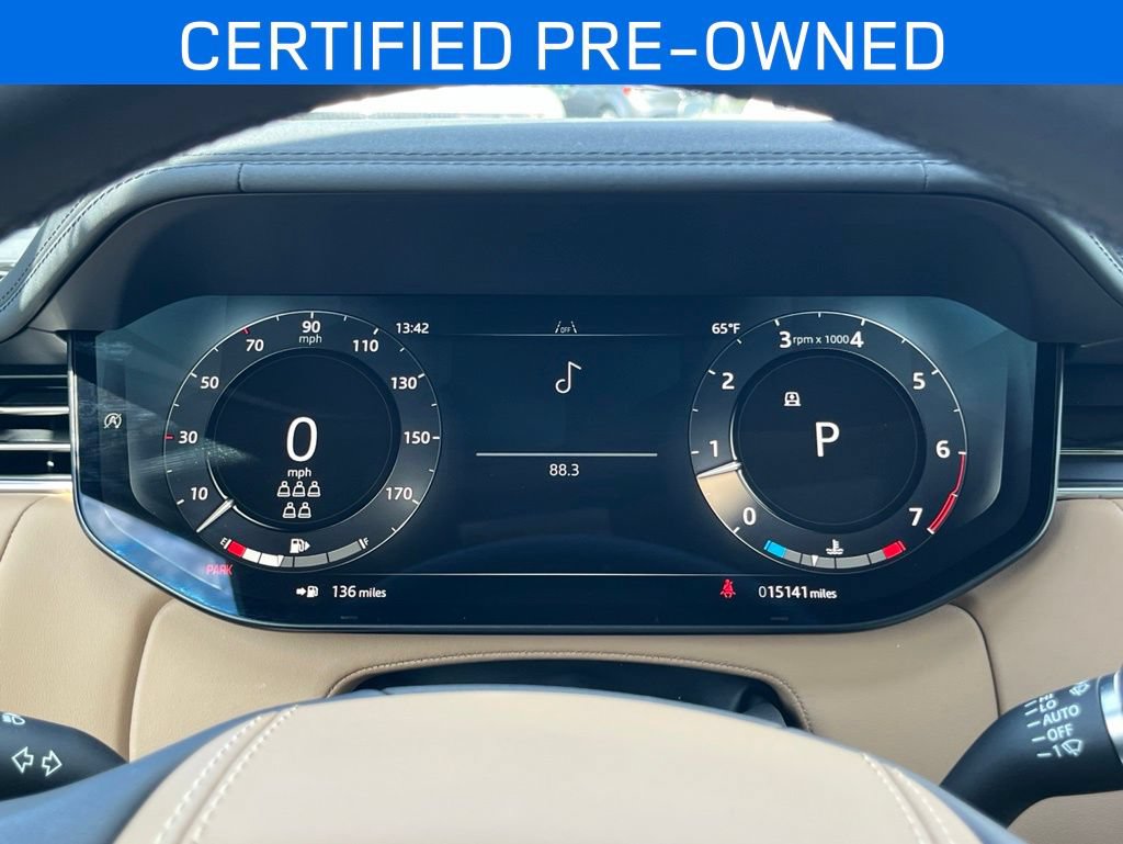 Certified 2025 Land Rover Range Rover Long Wheelbase SE AWD/4WD image 19