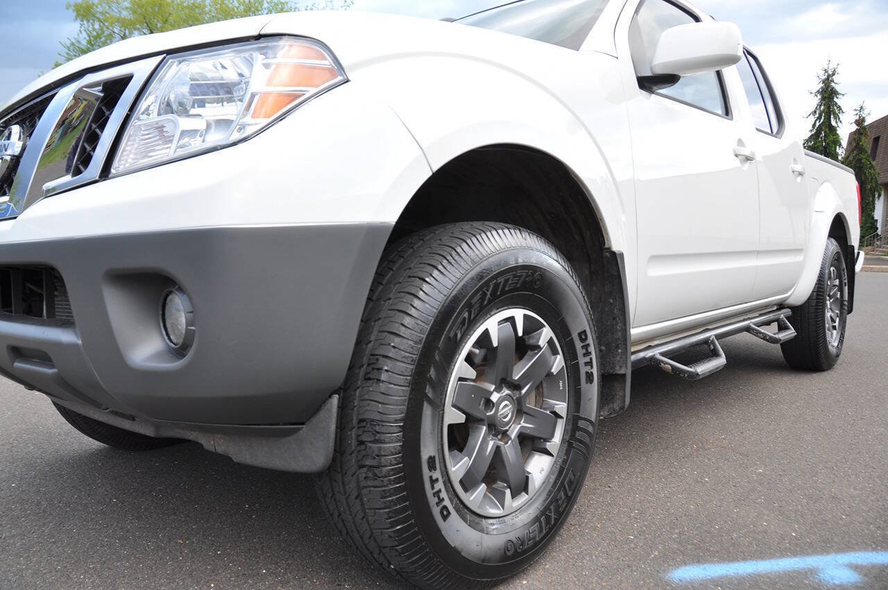 Used 2015 Nissan Frontier PRO-4X w/ Pro-4x Luxury Package AWD/4WD image 3