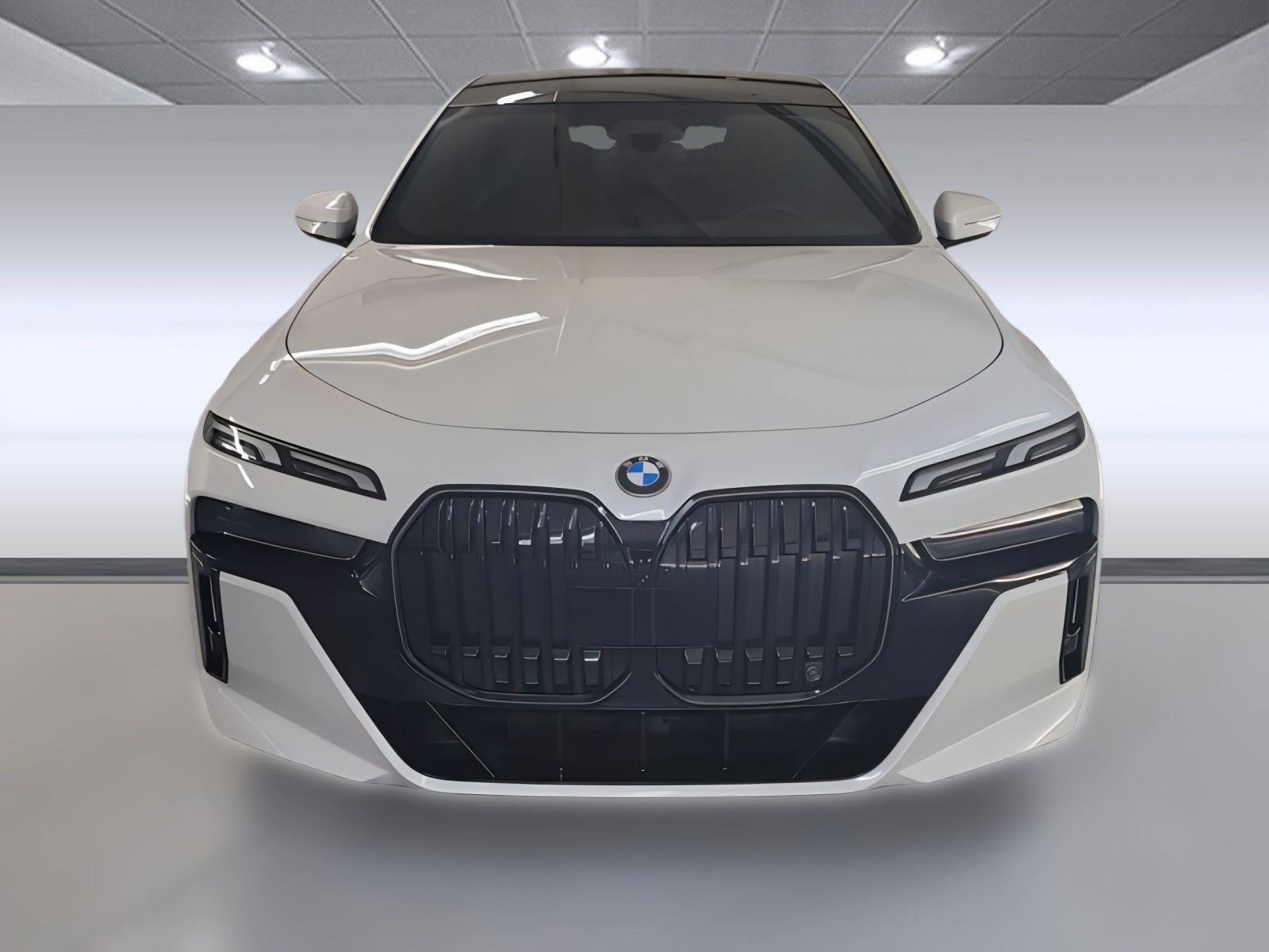 Used 2025 BMW 760i xDrive w/ Executive Package image 4