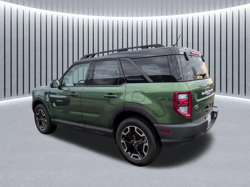 Used 2024 Ford Bronco Sport Outer Banks w/ Tech Package image 9