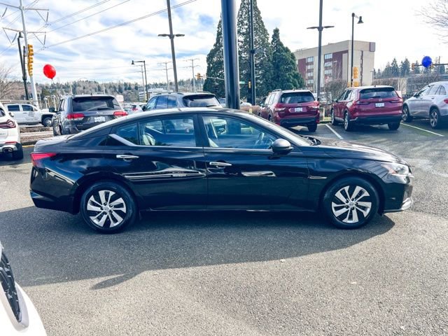 Used 2024 Nissan Altima 2.5 S image 6