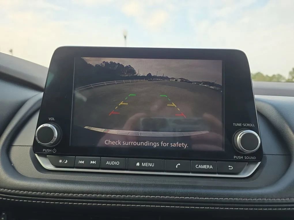 Used 2022 Nissan Rogue SV w/ SV Premium Package image 29