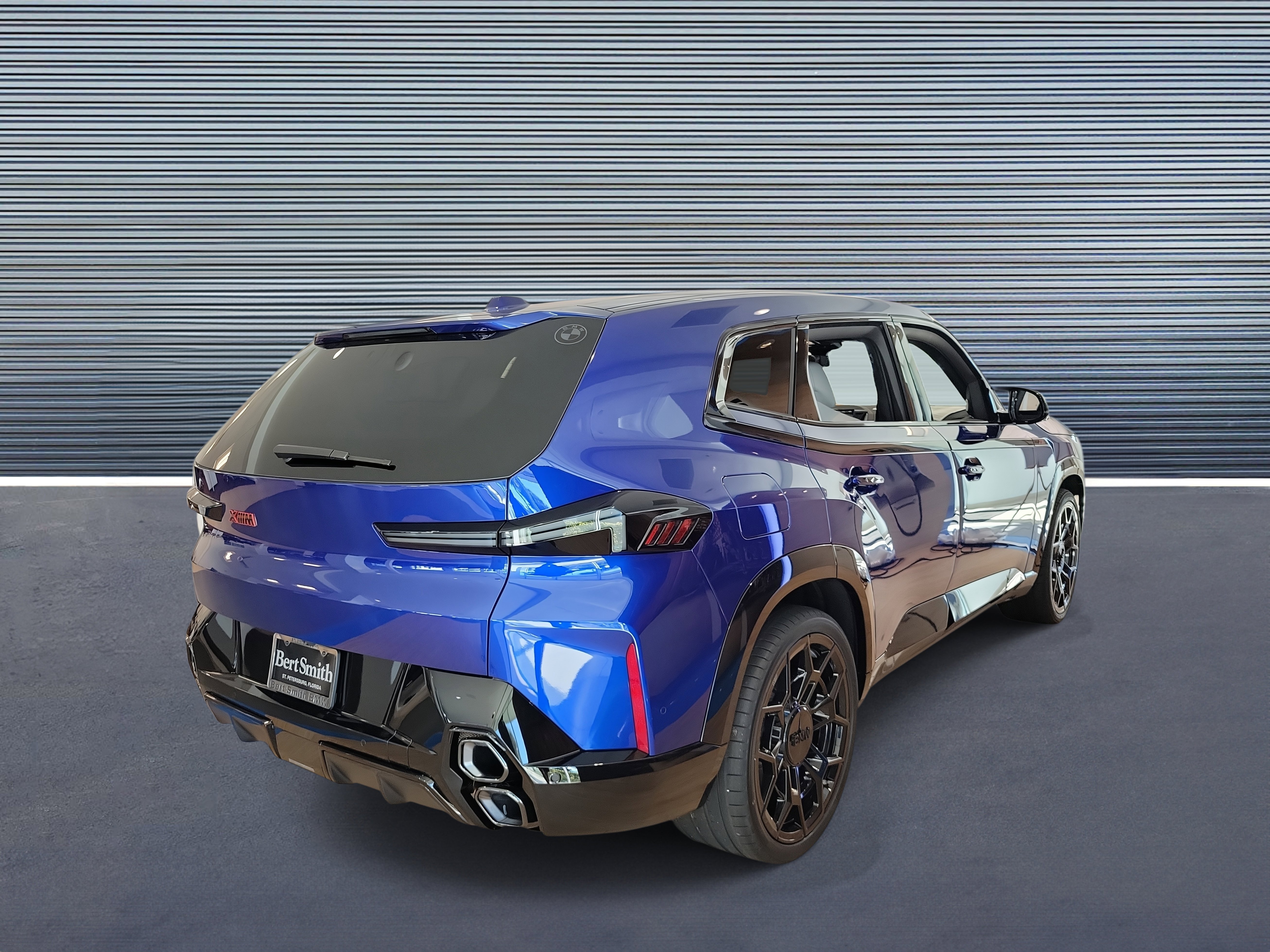 New 2026 BMW XM Label Red image 3