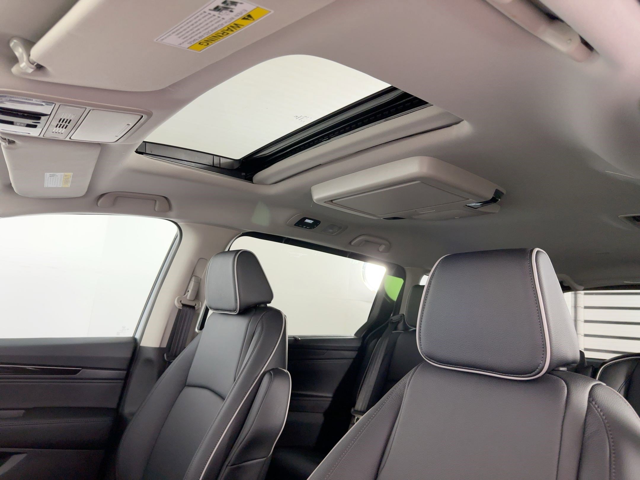 New 2026 Honda Odyssey Touring image 27