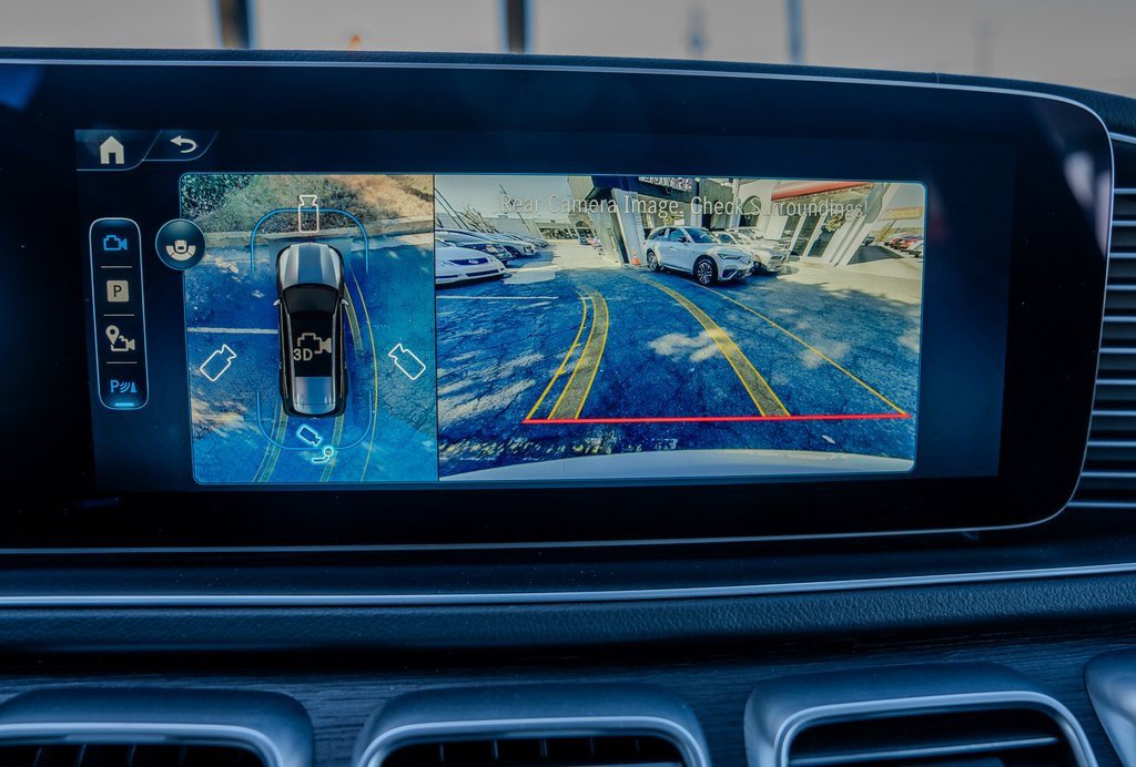 Used 2025 Mercedes-Benz GLS 450 4MATIC w/ AMG Line Exterior image 12