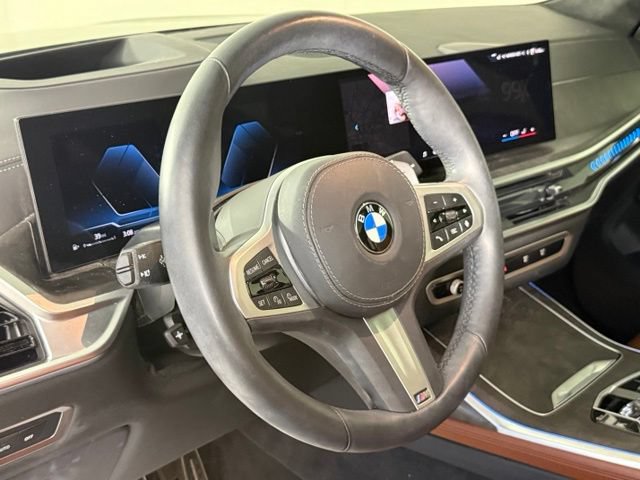 Used 2025 BMW X7 xDrive40i w/ M Sport Package AWD/4WD image 18