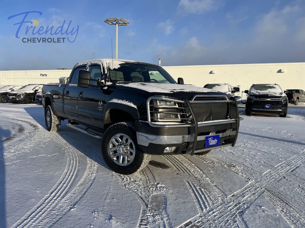 Used 2007 Chevrolet Silverado 3500 LT w/ Heavy-Duty Power Package AWD/4WD image 2