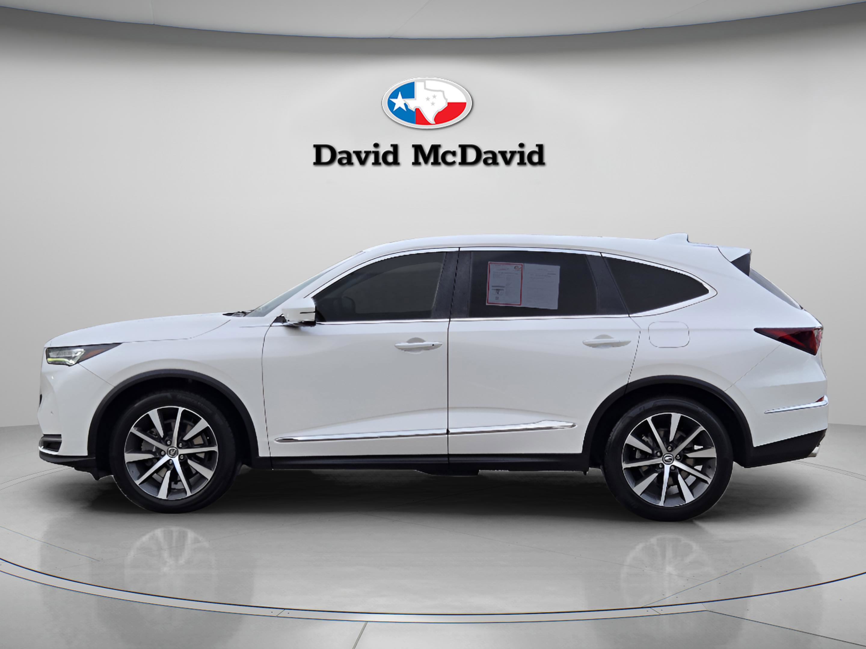 Used 2025 Acura MDX FWD w/ Technology Package image 2