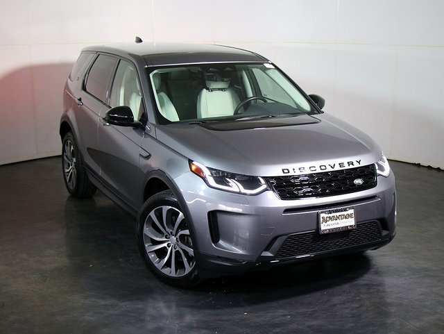 Used 2023 Land Rover Discovery Sport SE image 7