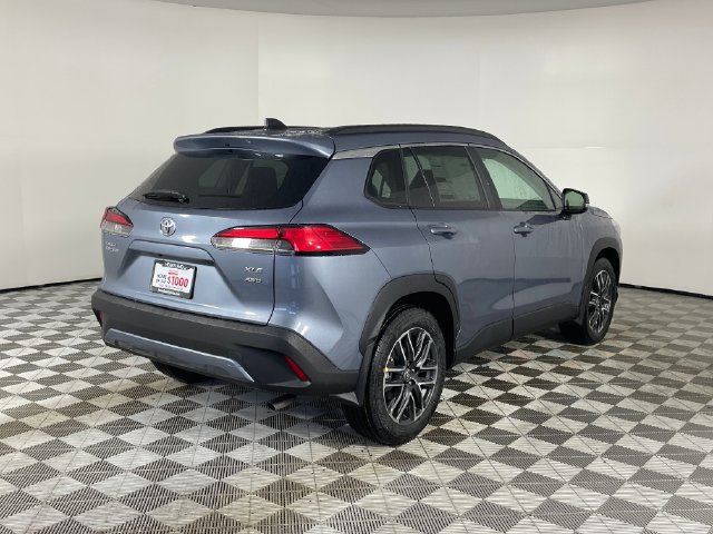 New 2026 Toyota Corolla Cross XLE w/ Convenience Package AWD/4WD image 9
