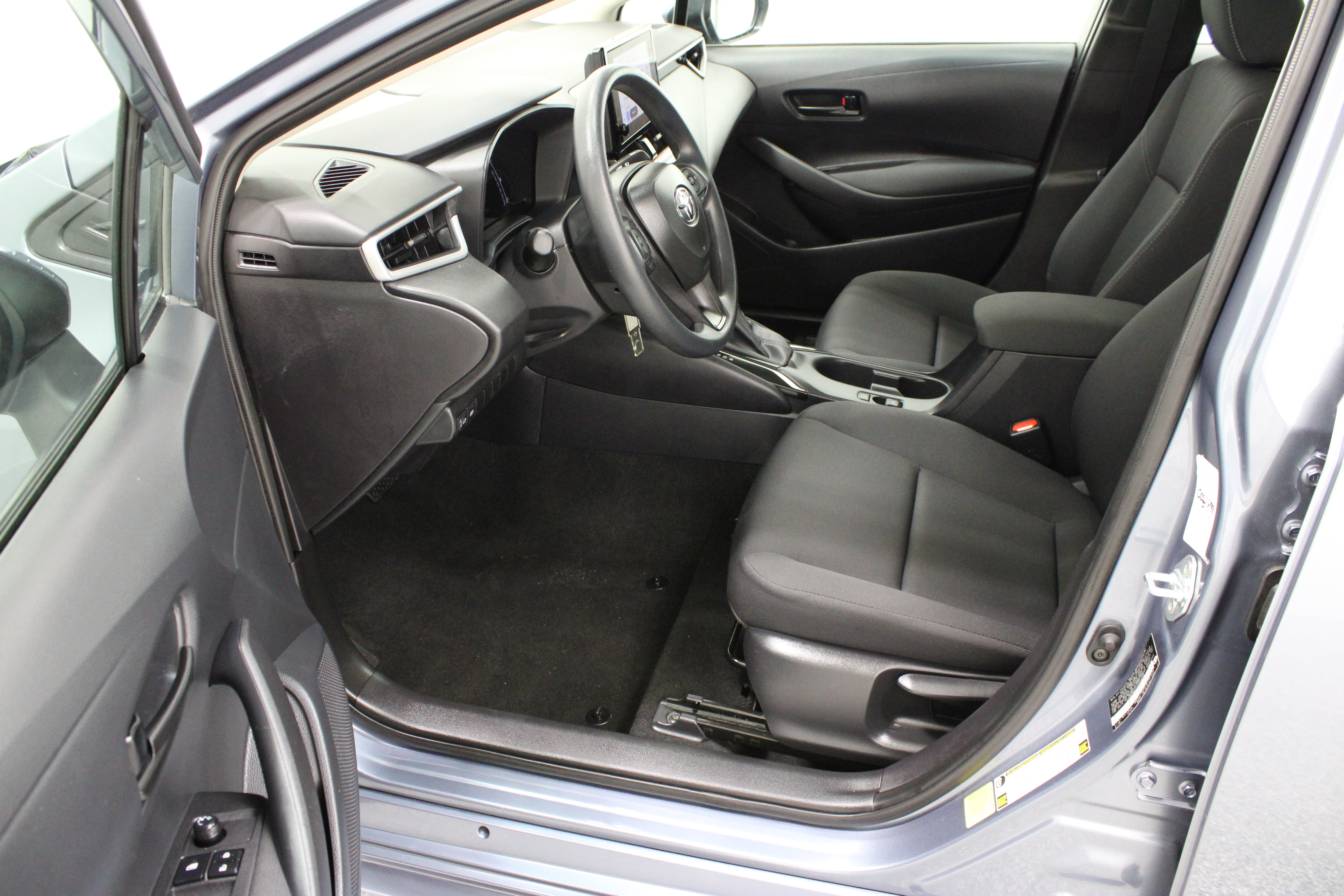 Certified 2026 Toyota Corolla LE FWD image 14