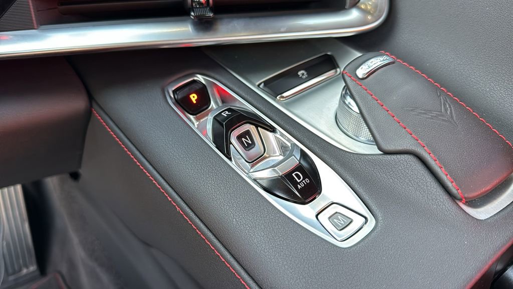 Used 2025 Chevrolet Corvette Stingray Convertible w/ 1LT image 14