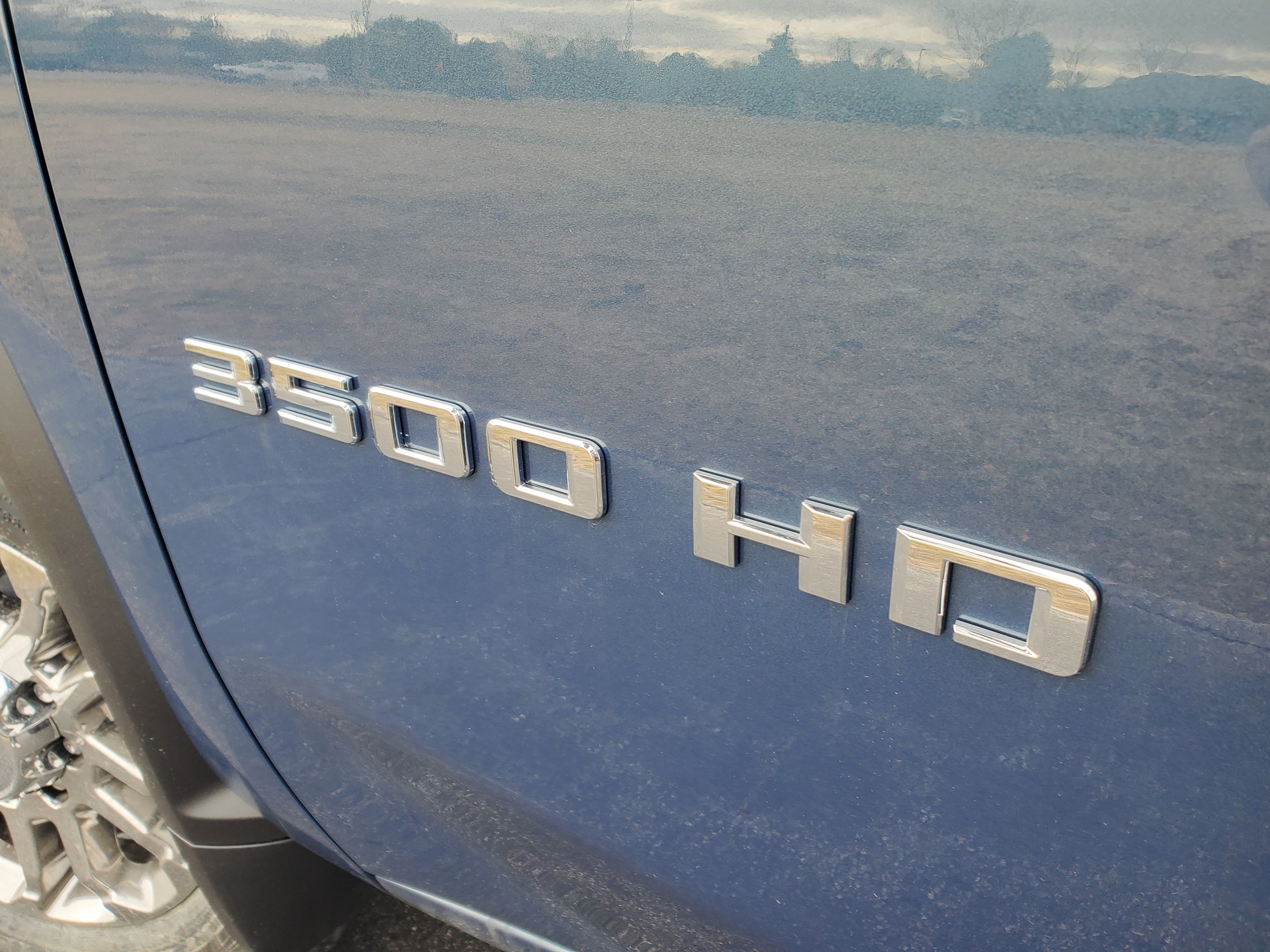 New 2026 Chevrolet Silverado 3500 LTZ w/ LTZ Premium Package image 32