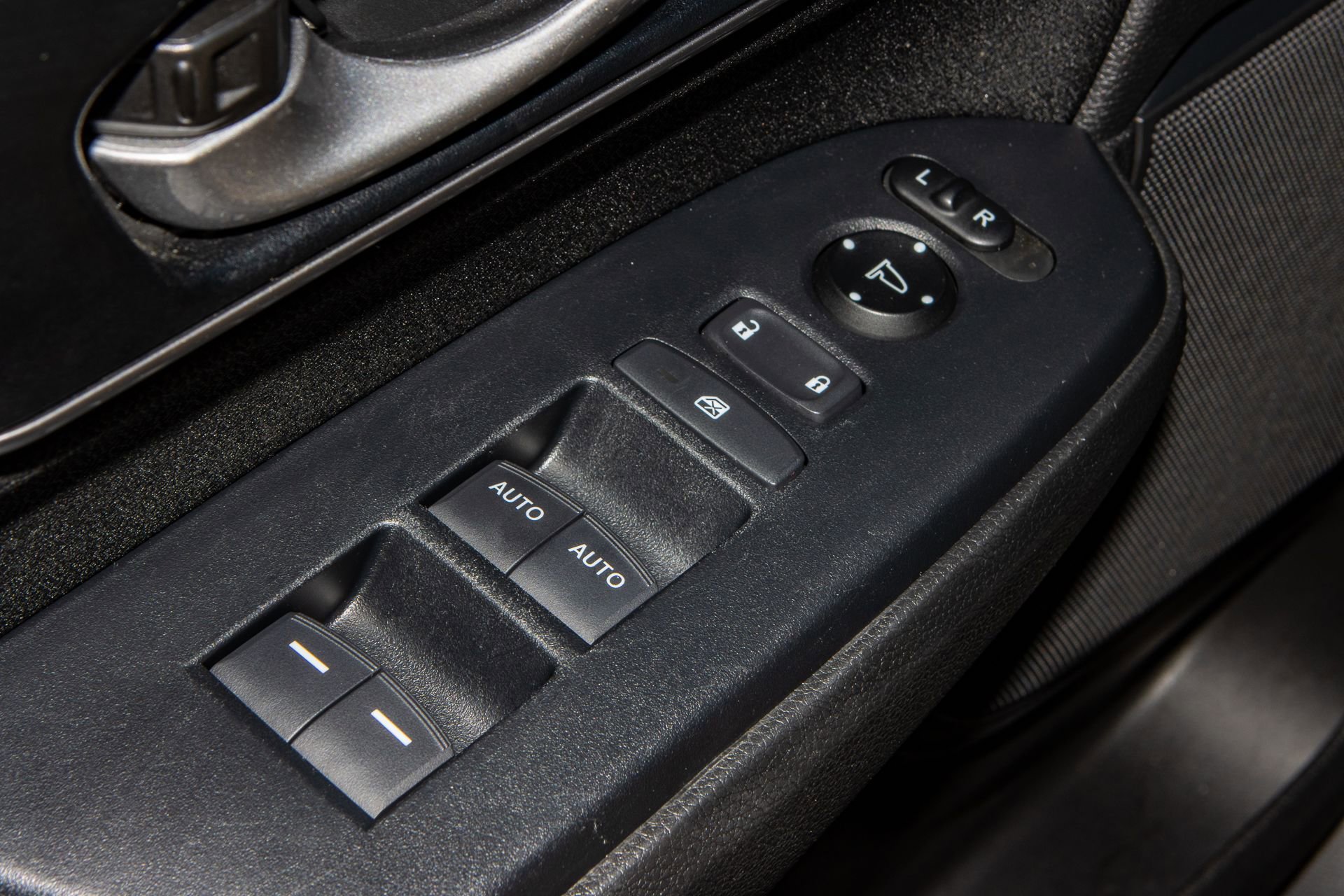 Used 2022 Honda CR-V EX image 31