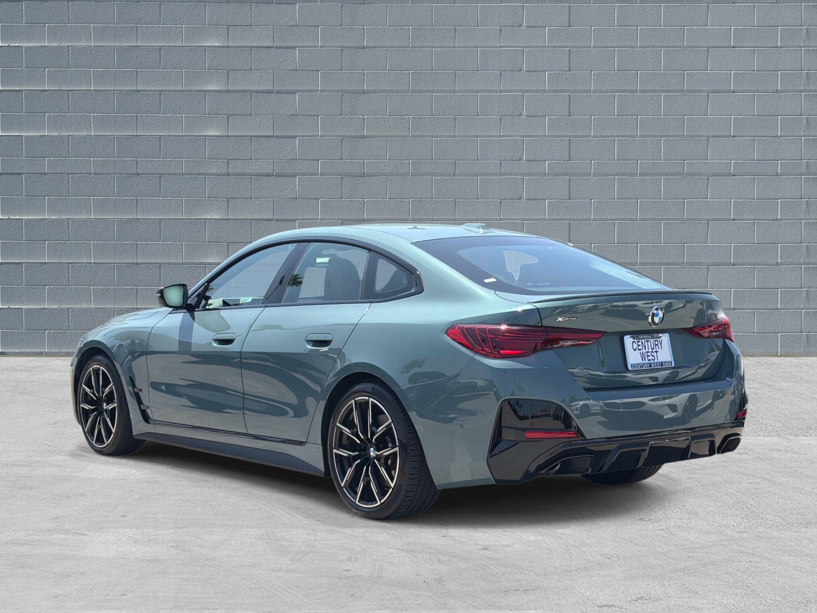 Used 2025 BMW 440i xDrive AWD/4WD image 3