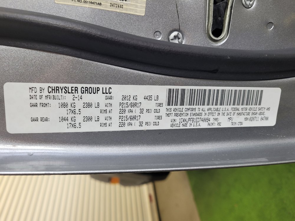Used 2014 Jeep Patriot Latitude FWD image 33
