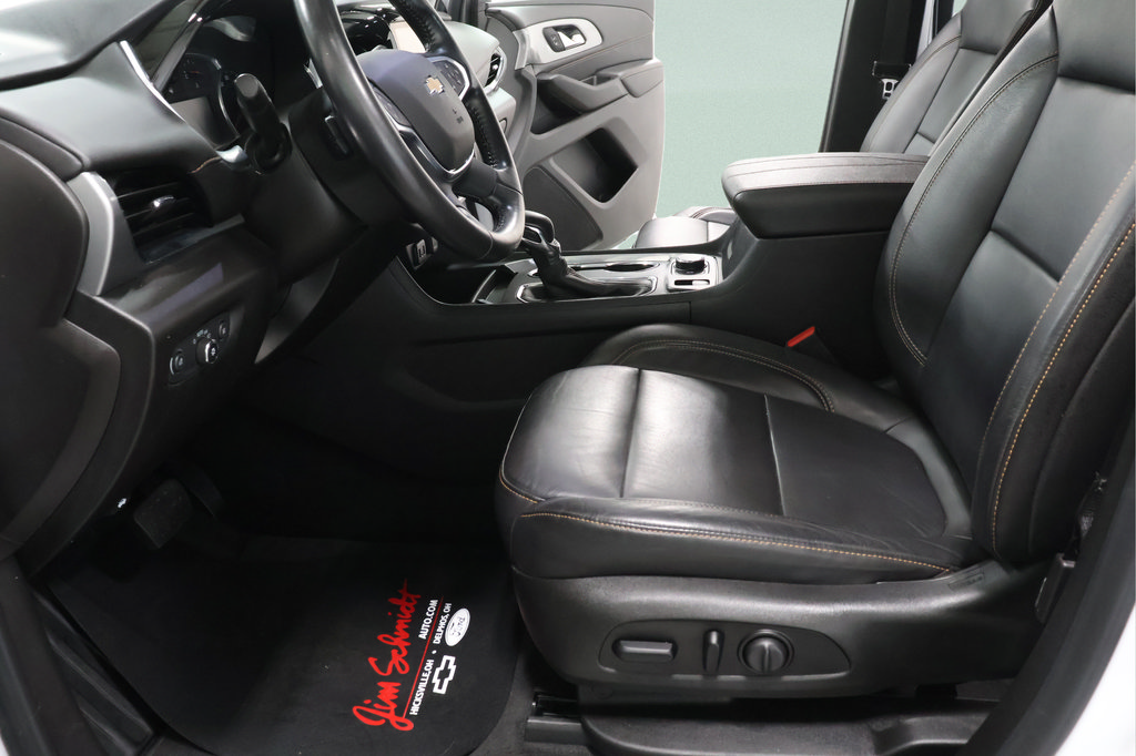Used 2021 Chevrolet Traverse LT FWD image 21