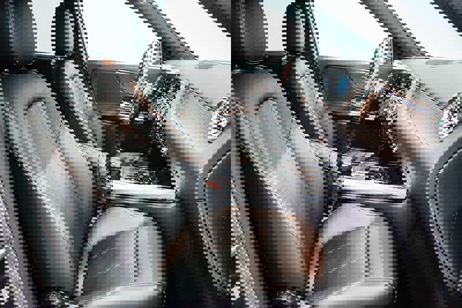 Certified 2022 Mercedes-Benz GLA 250 4MATIC image 16