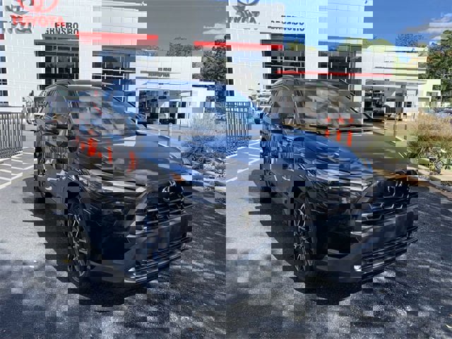 New 2026 Toyota Corolla Cross XLE image 2