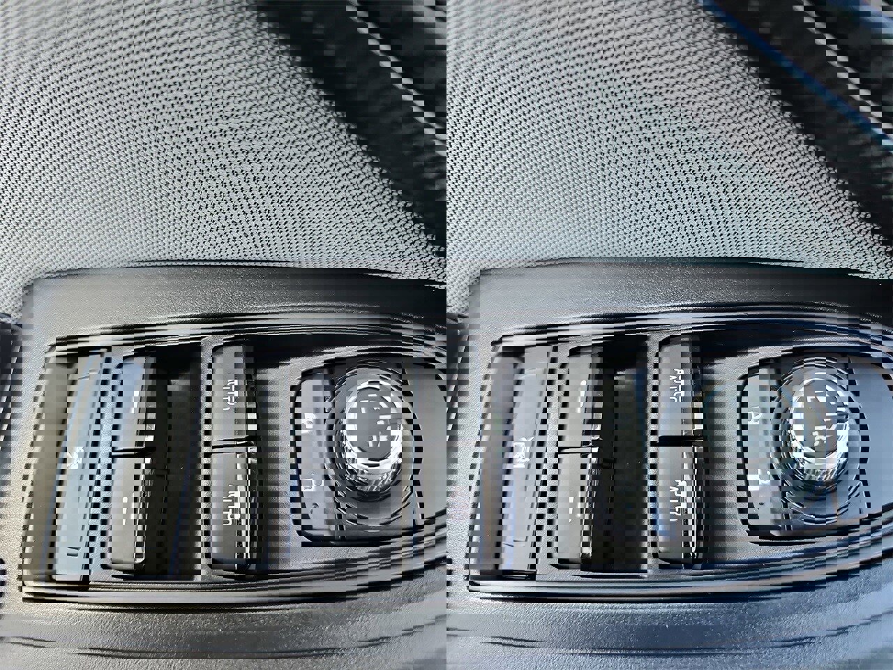 Used 2023 Subaru Crosstrek 2.0i Premium image 28