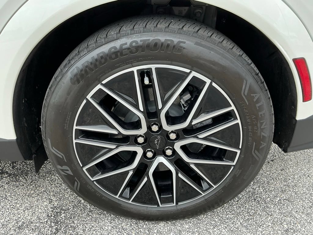 Certified 2025 Ford Mustang Mach-E Premium RWD image 33