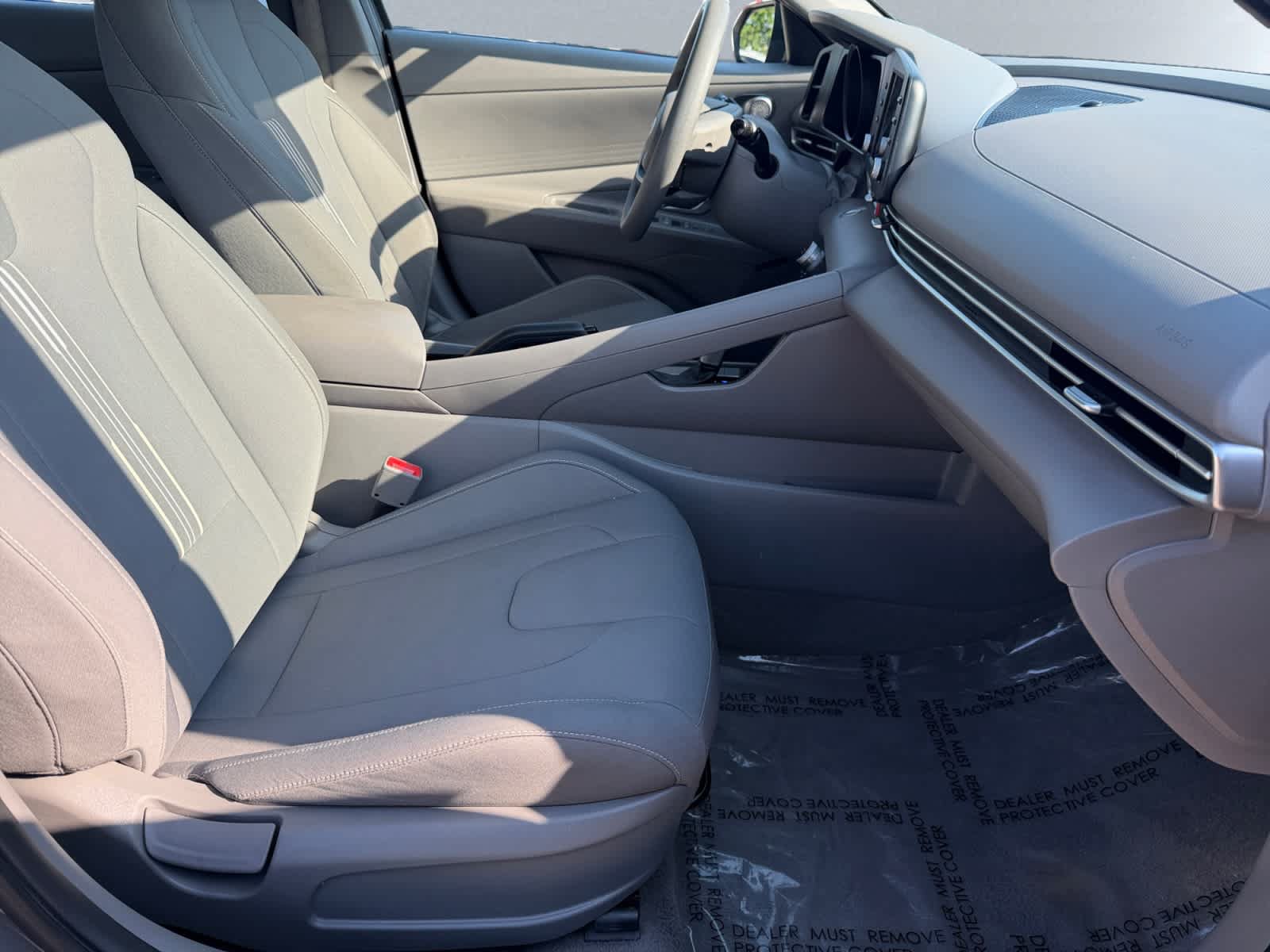 Used 2023 Hyundai Elantra SEL w/ Cargo Package FWD image 20
