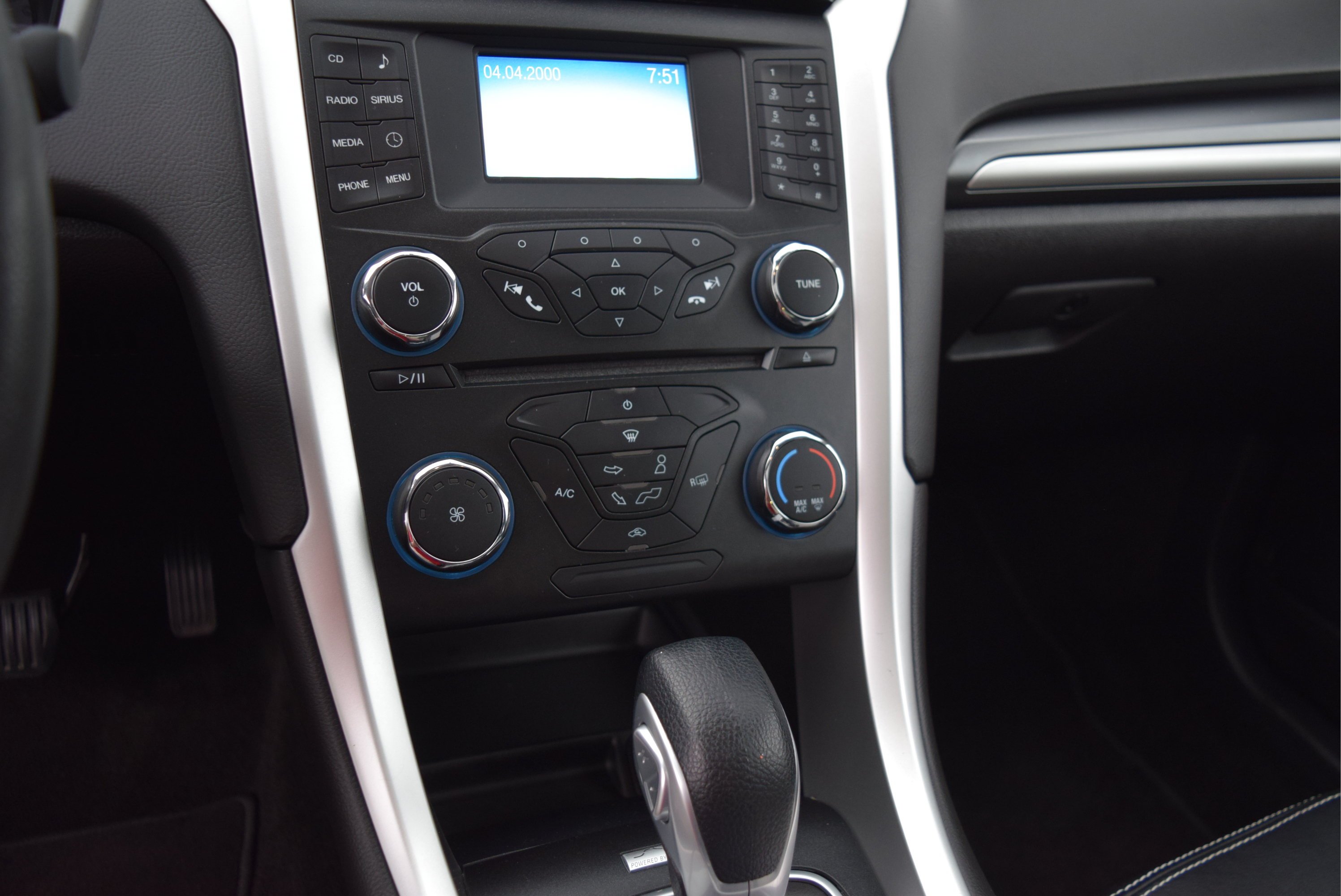 Used 2013 Ford Fusion SE FWD image 14