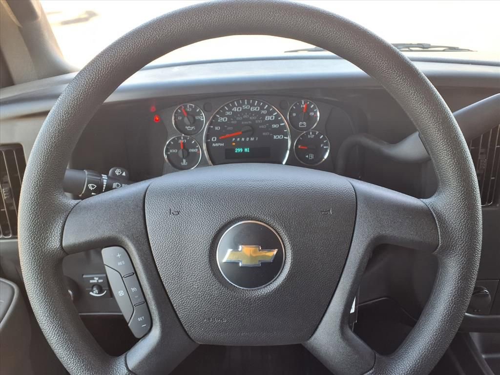 New 2025 Chevrolet Express 3500 w/ Power Convenience Package RWD image 21