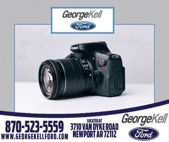 Used 2022 Chevrolet Colorado LT w/ Safety Package AWD/4WD image 1
