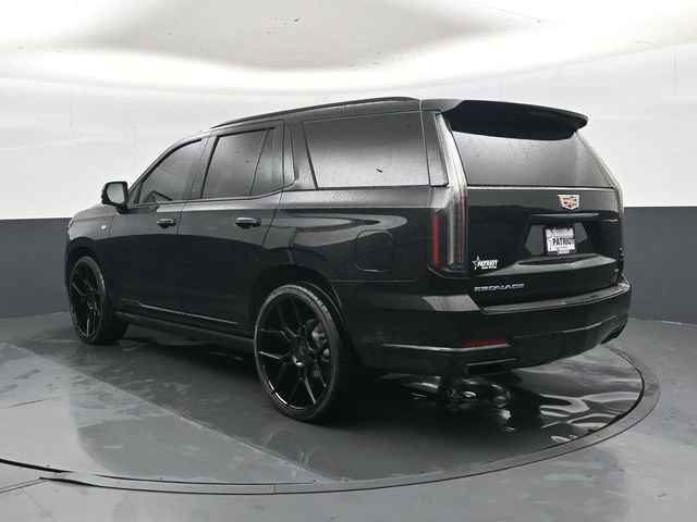 Used 2025 Cadillac Escalade Sport w/ Touring Package AWD/4WD image 6