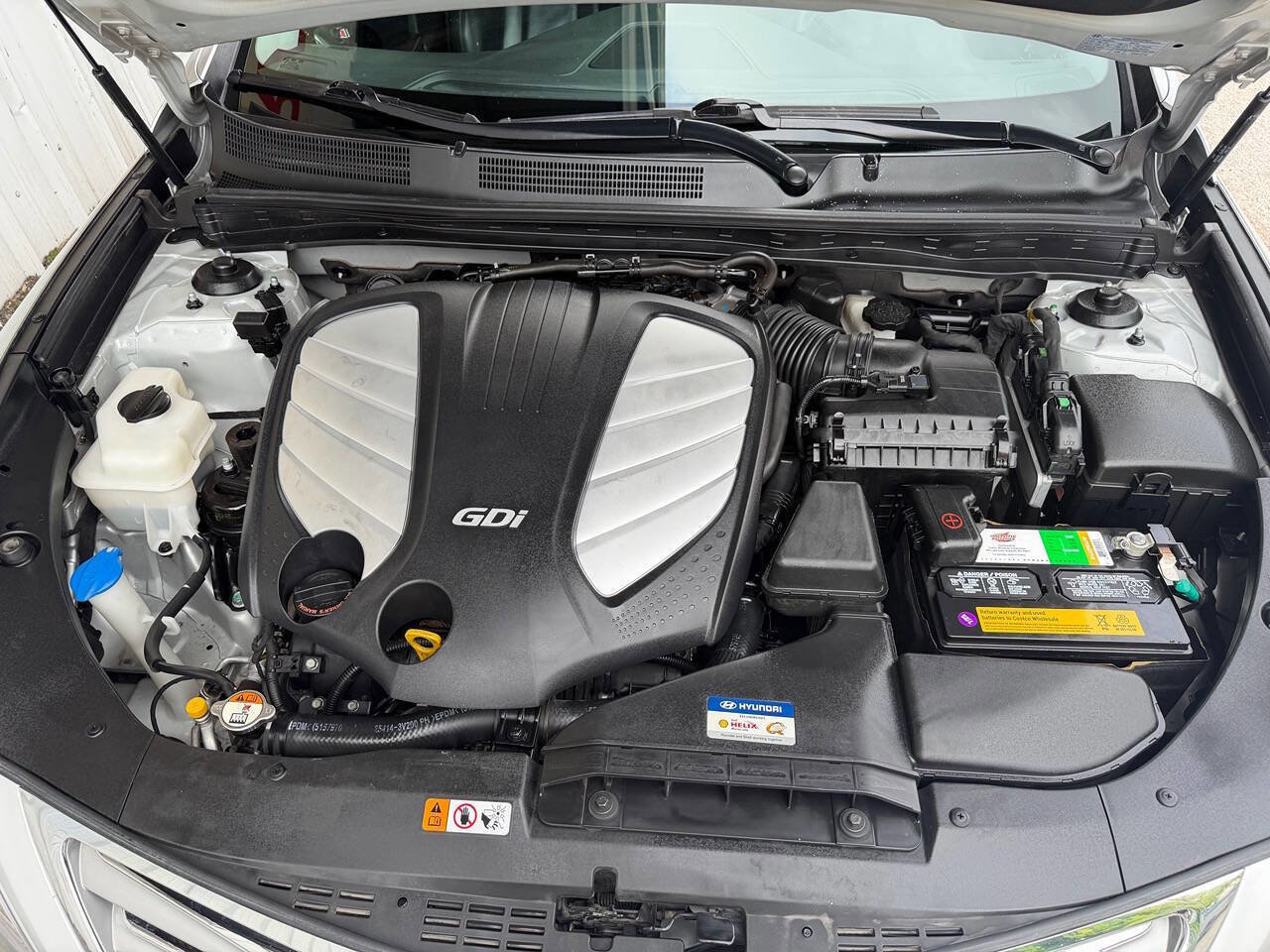 Used 2014 Hyundai Azera Limited w/ Option Group 02 FWD image 32
