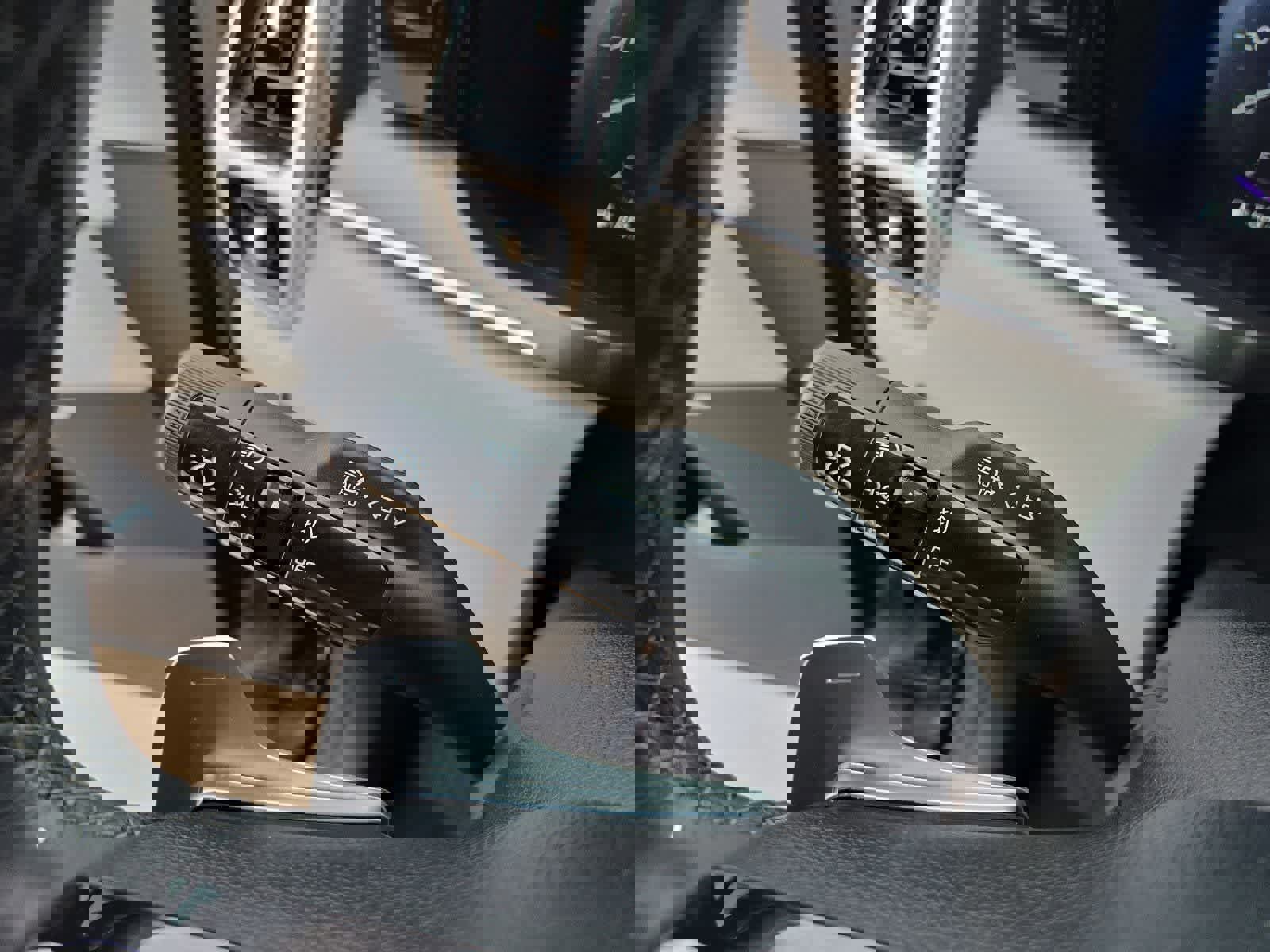 Certified 2023 Kia Sorento SX image 26