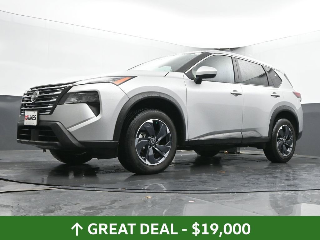 Used 2024 Nissan Rogue SV image 48