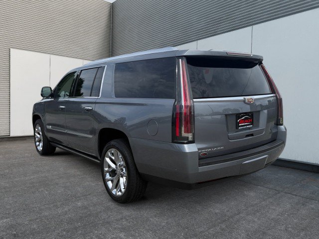 Used 2020 Cadillac Escalade ESV Premium Luxury AWD/4WD image 11