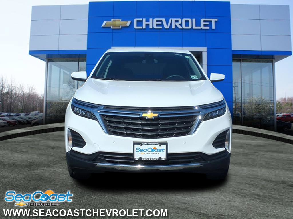 Certified 2024 Chevrolet Equinox LT w/ LPO, Floor Liner Package image 2