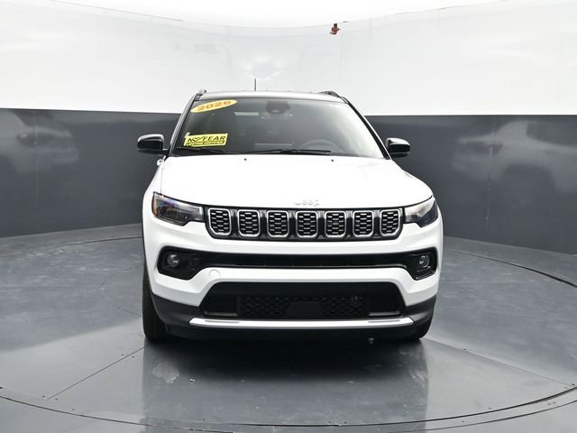 Used 2026 Jeep Compass Limited AWD/4WD image 2