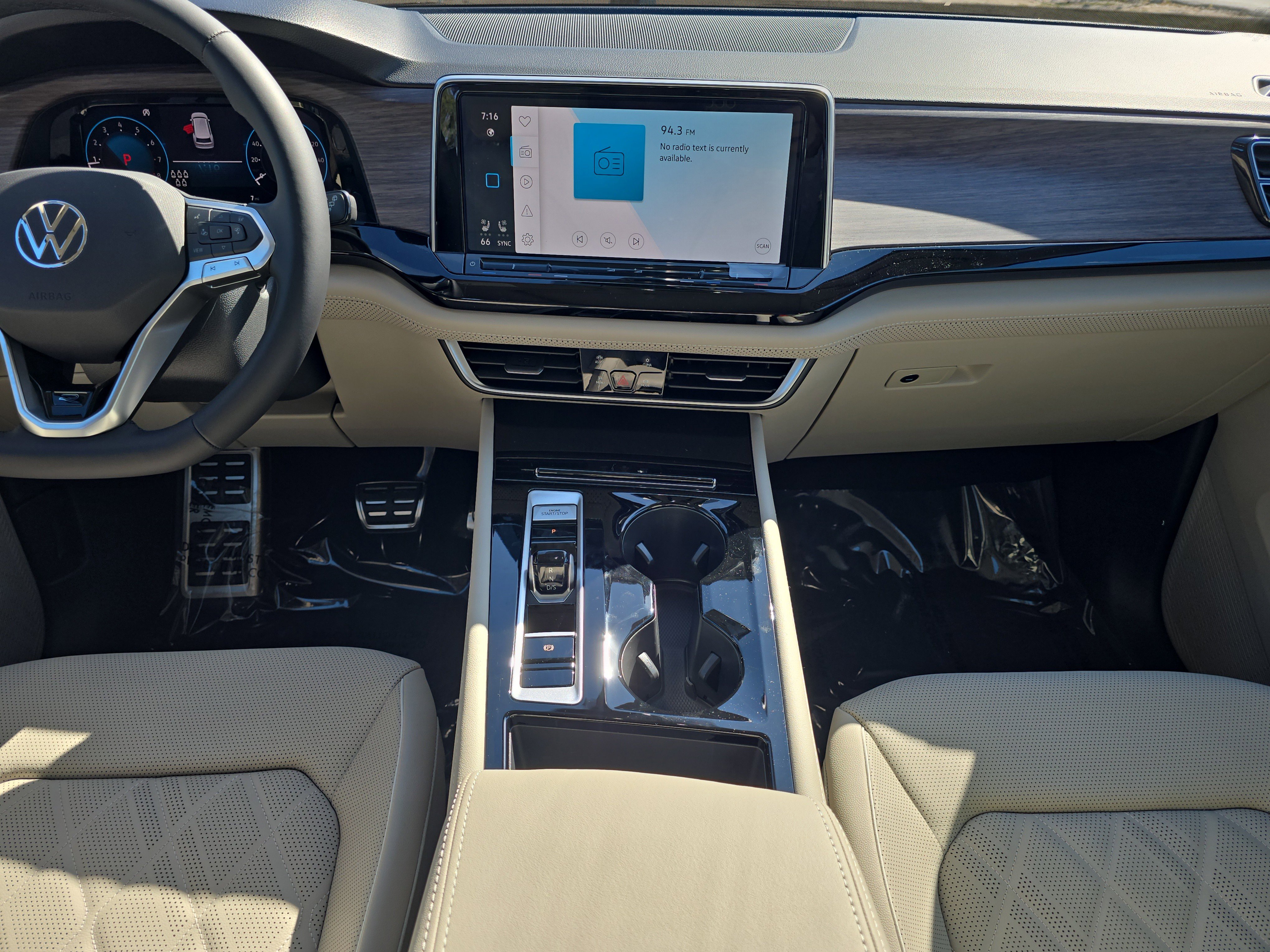 New 2026 Volkswagen Atlas SEL Premium R-Line image 13