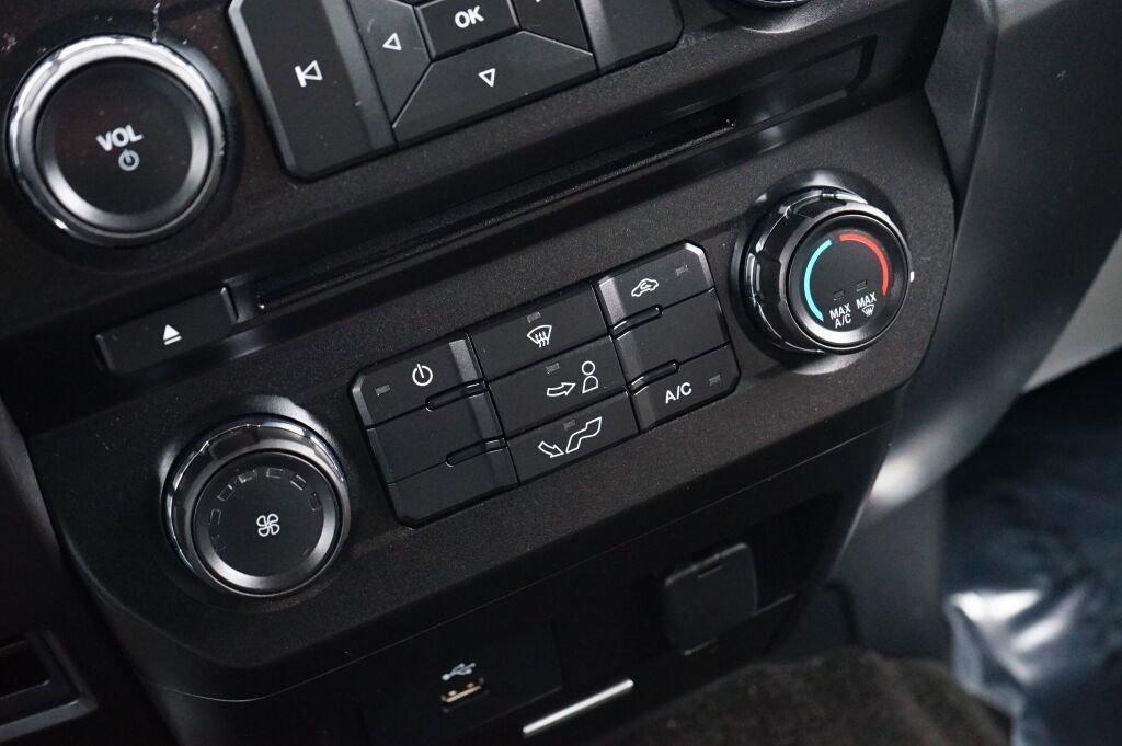 Used 2018 Ford F150 XLT AWD/4WD image 22