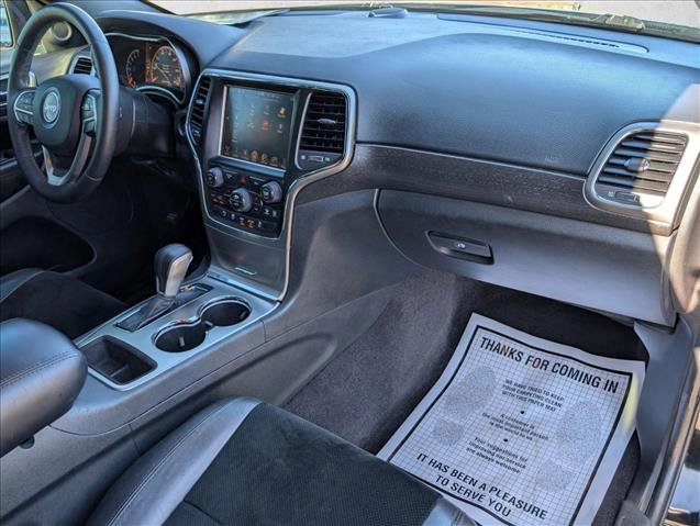 Used 2017 Jeep Grand Cherokee Altitude image 22